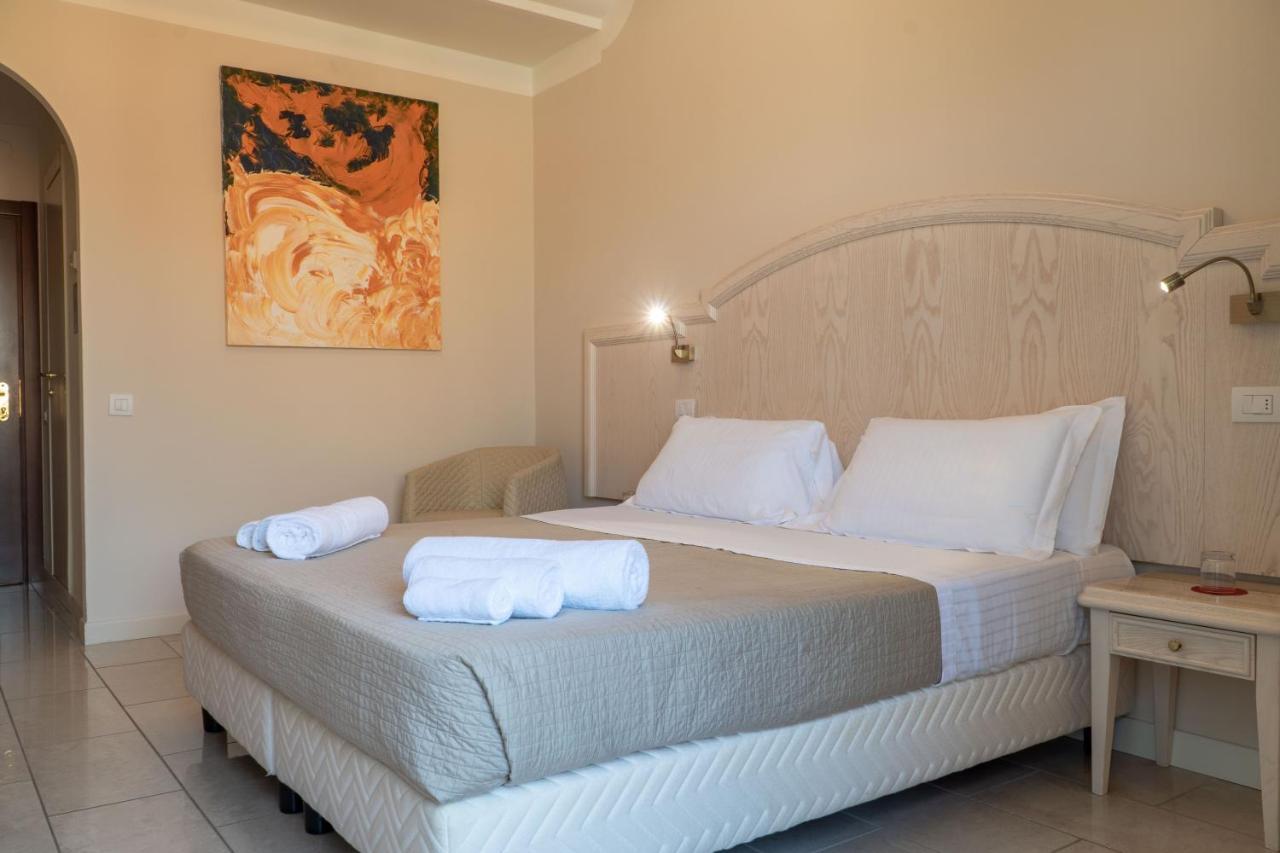 Brasil Seaview Hotel Мілано-Маріттіма Екстер'єр фото
