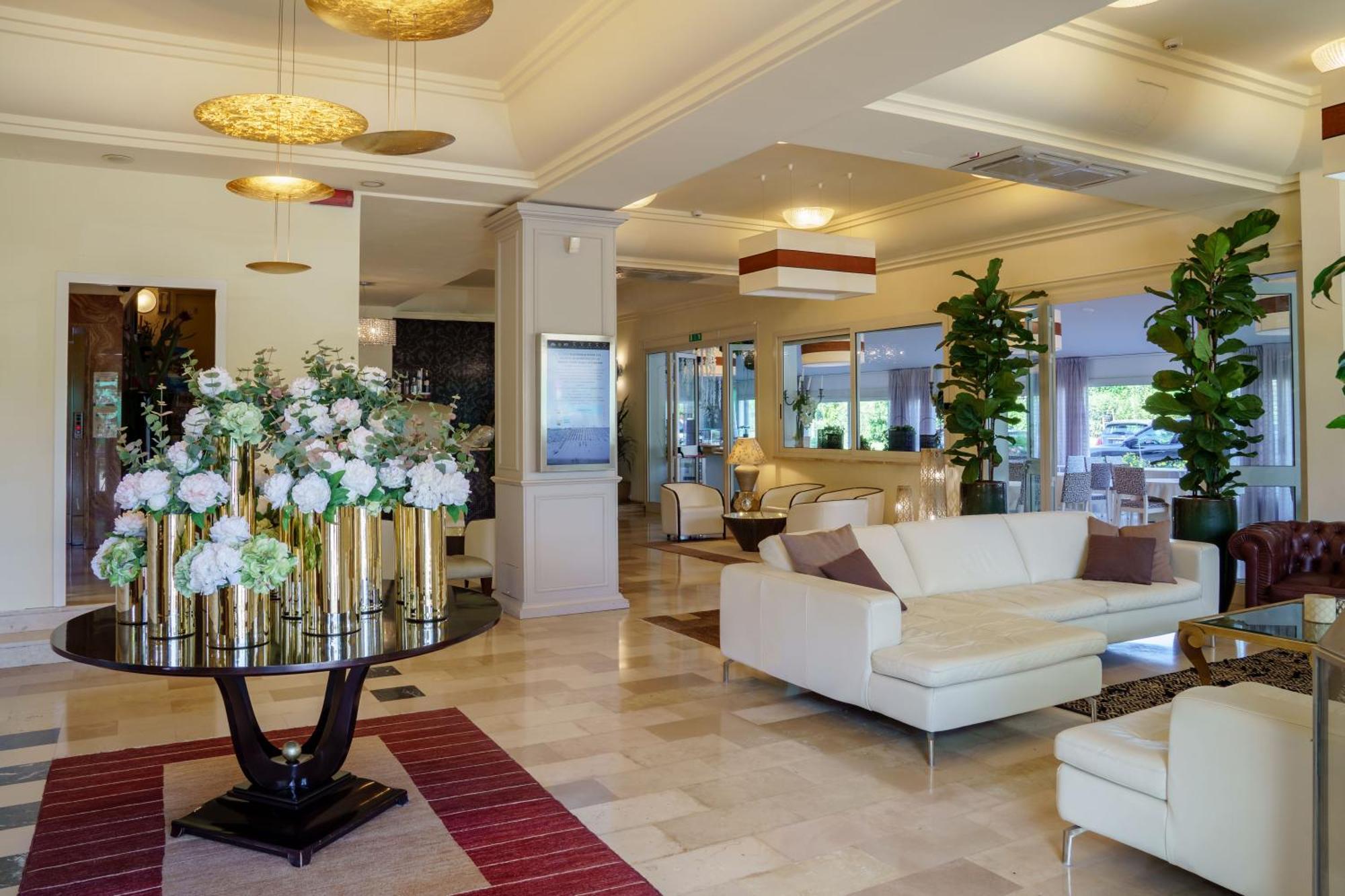 Brasil Seaview Hotel Мілано-Маріттіма Екстер'єр фото