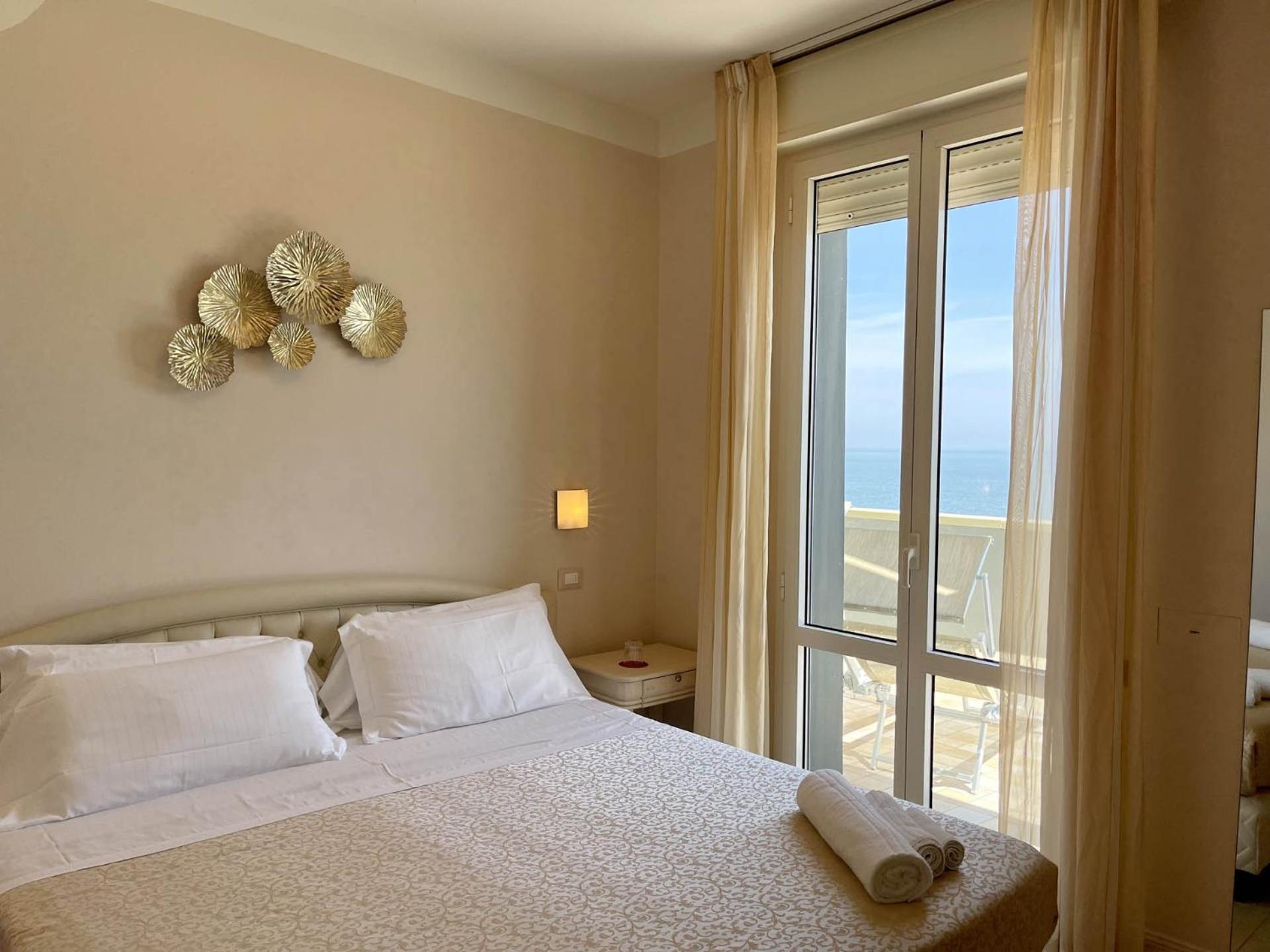 Brasil Seaview Hotel Мілано-Маріттіма Екстер'єр фото